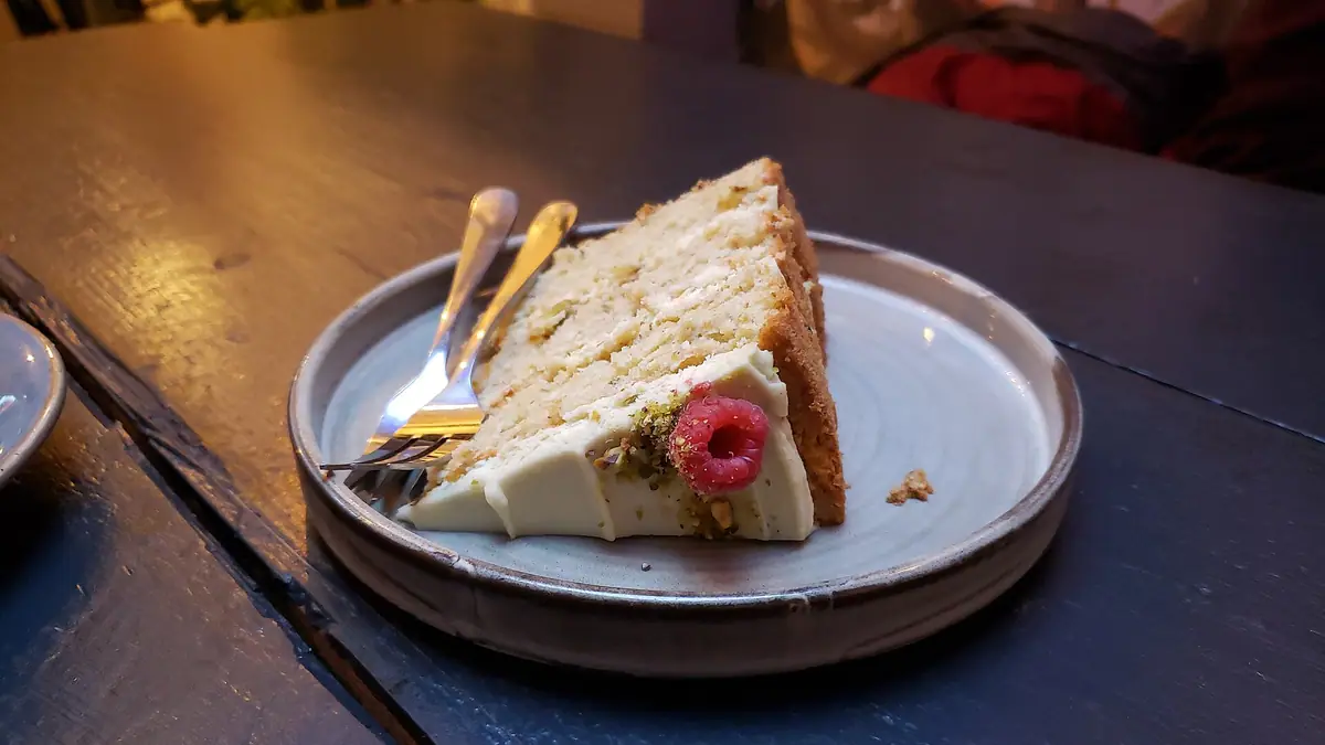 Eggless Cake Shop bakes